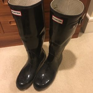 Gloss Hunter Boots M7/F8